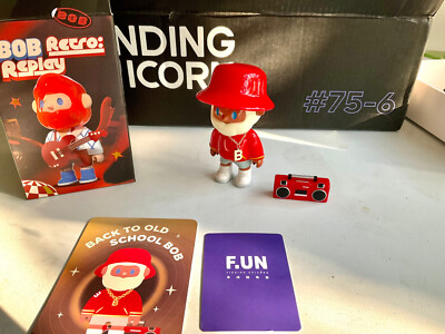 Farmer Bob Retro Replay (Secret - Old School) w/ Accessory Condition: New-Opened