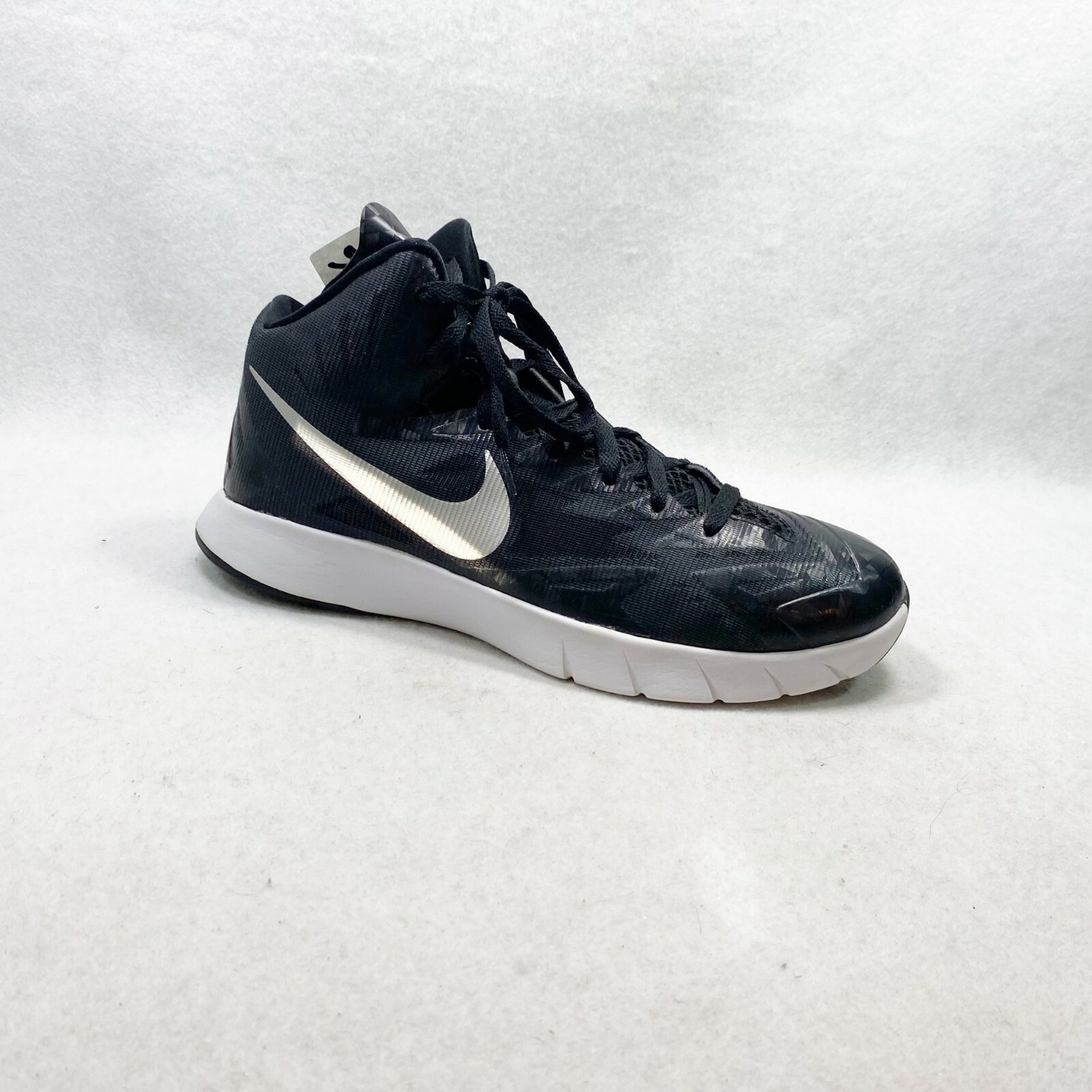 Nike Black Hightop Hyperquickness 9 - image 2