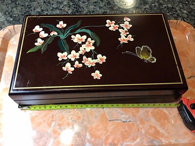 Vintage Mahogany Lacquer Wood Jewelry Box Hand Painted Dogwood Floral Beautiful!