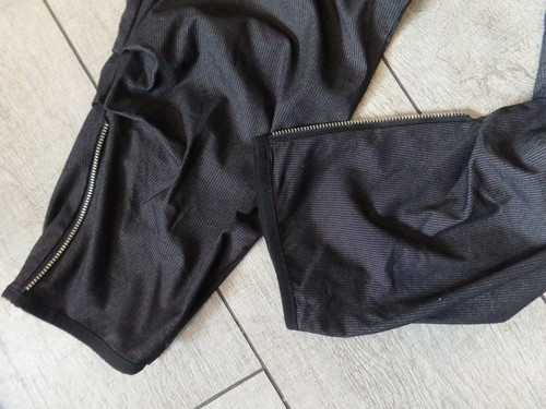 ❤️CAPRI CROP 14 TAKING SHAPE TS stretch pleated stitched stripe pants BLACK GREY - Picture 3 of 6