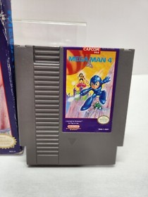 NES Mega Man 4 - Nintendo Entertainment System - complete in box CIB