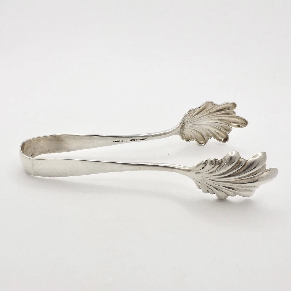 Pinzas para servir grandes antiguas de plata esterlina S Kirk Son antiguas Maryland puntas concha Foto 3 de 4
