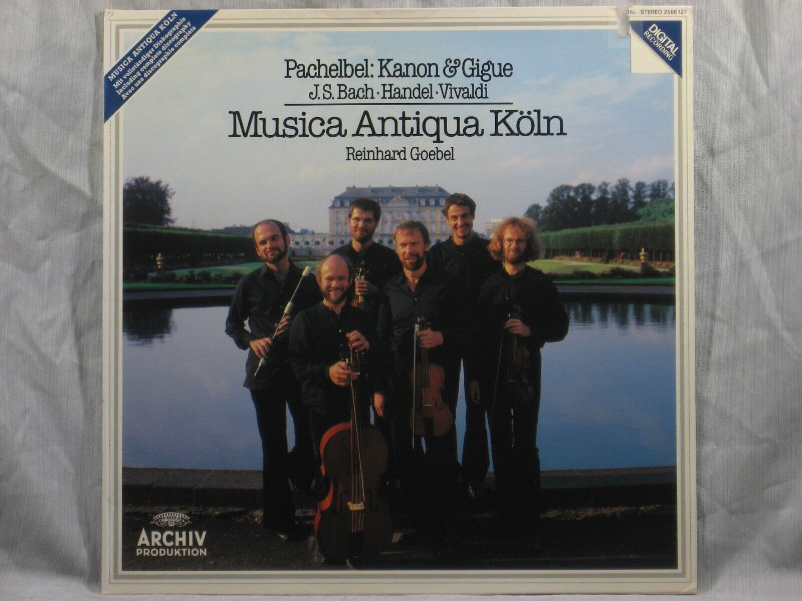 Musica Antiqua Köln - Pachelbel/Bach/Handel/Vivaldi - AP 2566 127