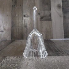 Style Brite Lead Crystal Waved Bell Pointed End Clear Glass