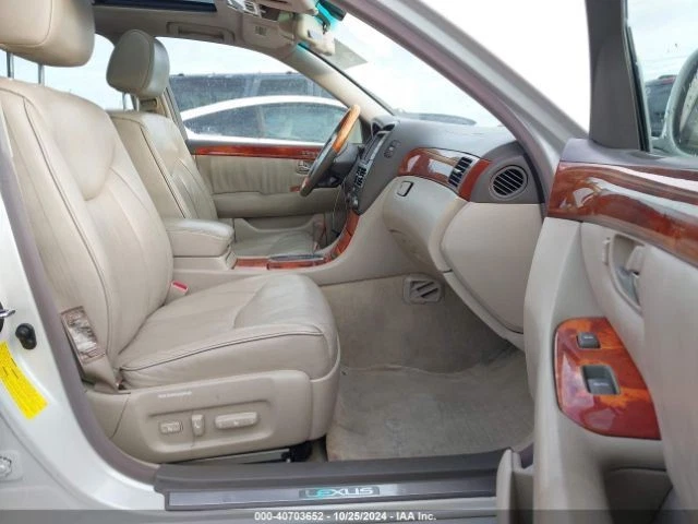 2001 LEXUS LS430 VENTANA DE VIDRIO DE PUERTA TRASERA DEL LADO DERECHO DEL PASAJERO Foto 4 de 4