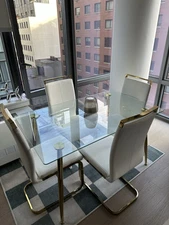 Elegant Ebullient Glass Dining Table Set for 4