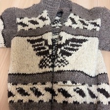 Cowichan Sweater Thick Thunderbird Pattern Made in Canada 100 Wool One Size