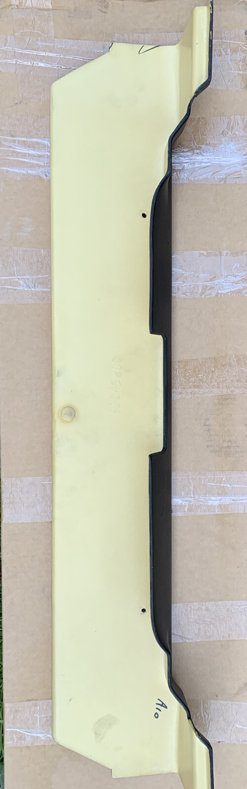 Ferrari 550 - Trunk Latch Lid Trim Cover 65045800
