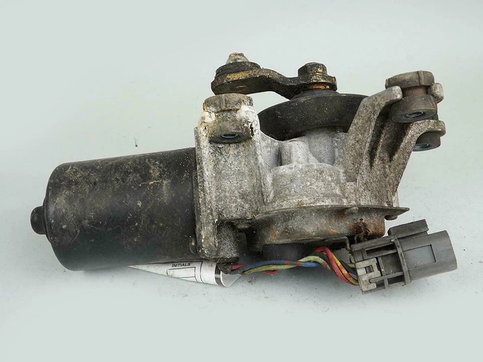 1998 - 2001 Nissan Altima Windshield Wiper Window Motor Actuator Front Oem - Image 4 of 4