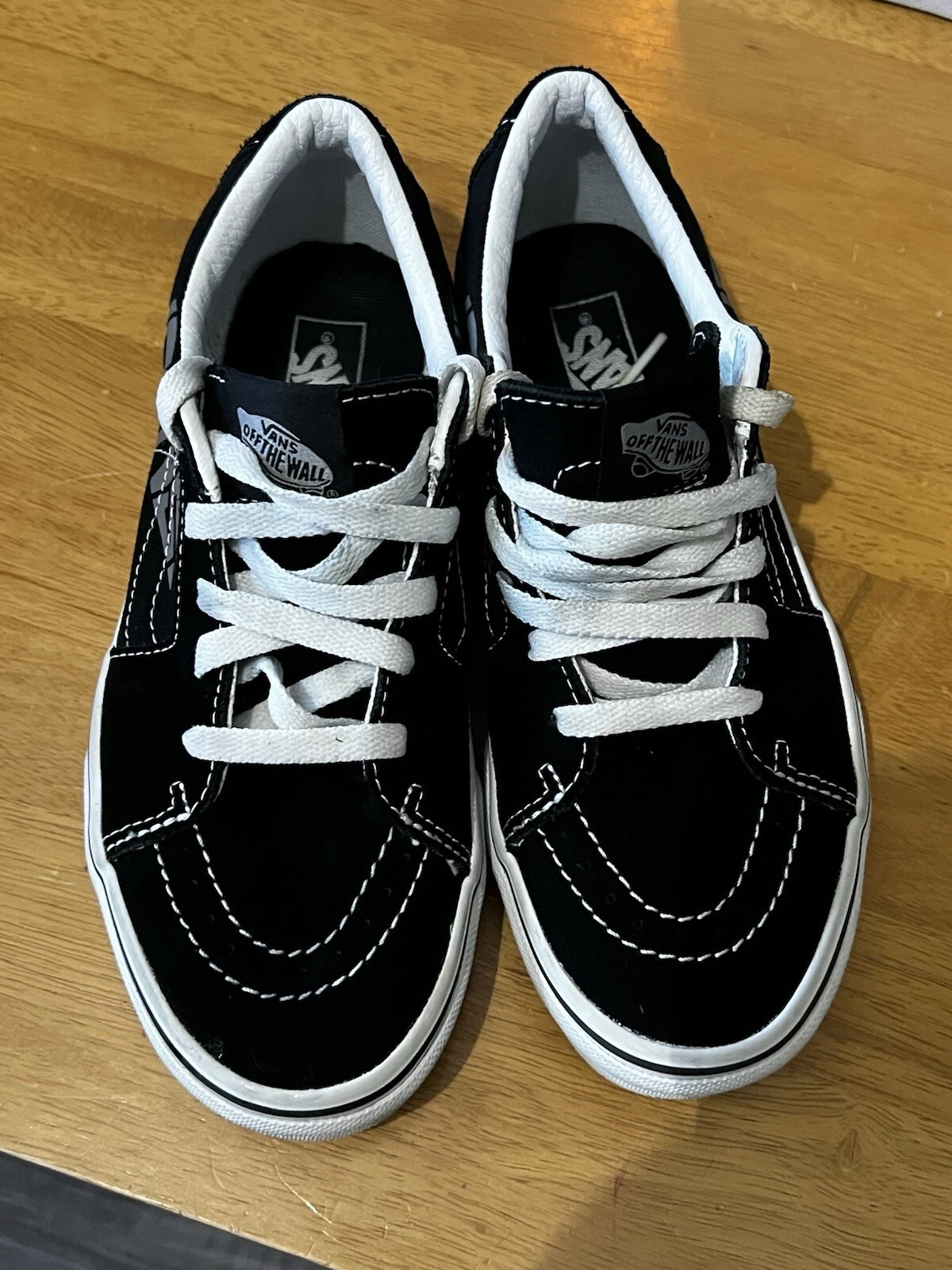 Scarpe Vans donna Oldol Skoo nereche bianche plateauiate scamos sc daate ska