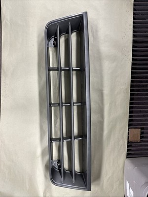 Grille Argent Fits 92-96 FORD E150 VAN 450869