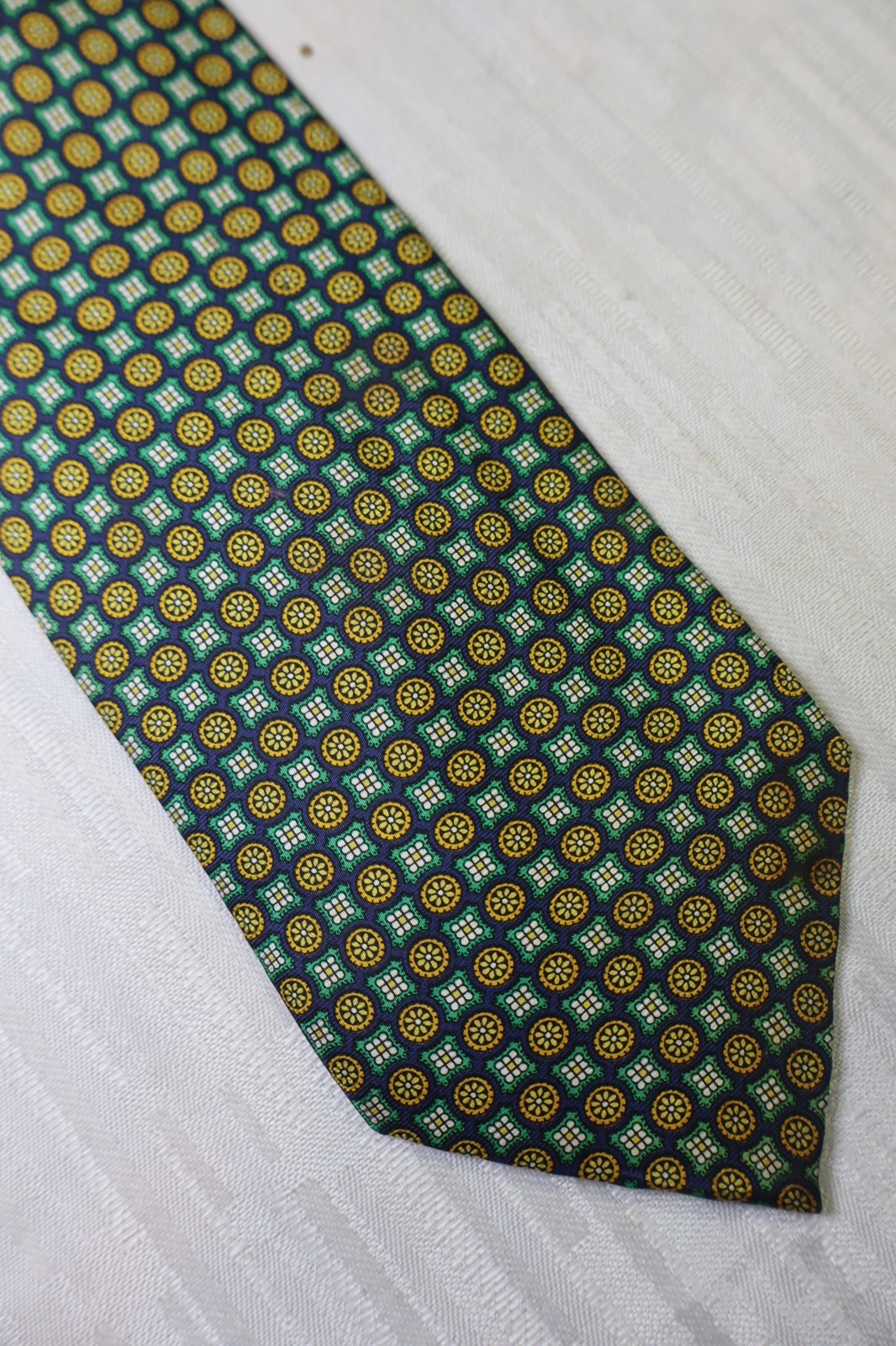 Yves Saint Laurent Seta Silk Tie Cravatta Necktie Made In Italy Vintage Classic thumbnail 2