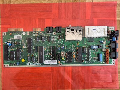   Motherboard Commodore 64 C64 Model 250469 / 252311 REV B   3 Chips fehlen  