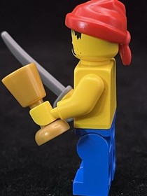 LEGO Pirate Minifigure Red/White Stripes Shirt Red Bandana pi043 6254 1481 6276