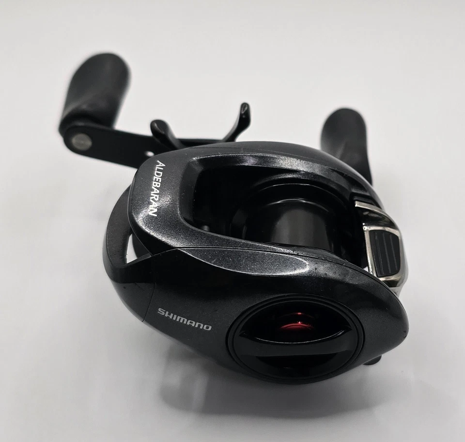 Shimano Aldebaran BFS XG Baitcast Reel Right Hand from Japan - Image 3 of 4