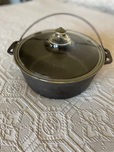Good Health Griswold # 8 Cast Iron Dutch Oven With Glass Lid Restored
