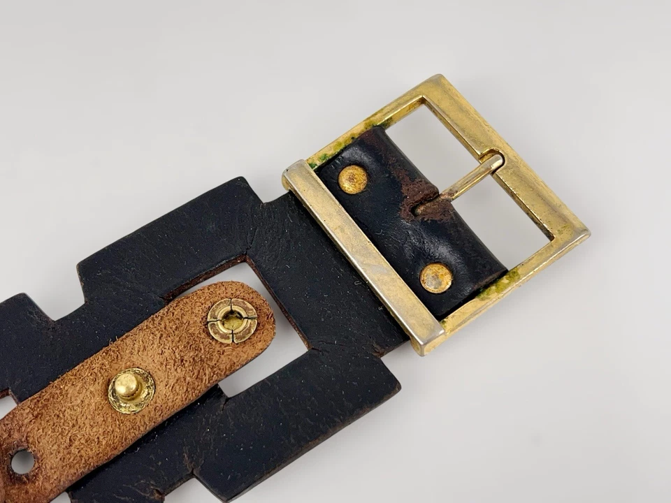 Ojales antiguos vintage con soporte de piedras preciosas para brazalete de cuero para hombre Foto 2 de 4