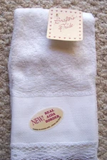 Crafter's Pride Royal Lace Aida Border Velour Guest Towel White 11" x 18" New