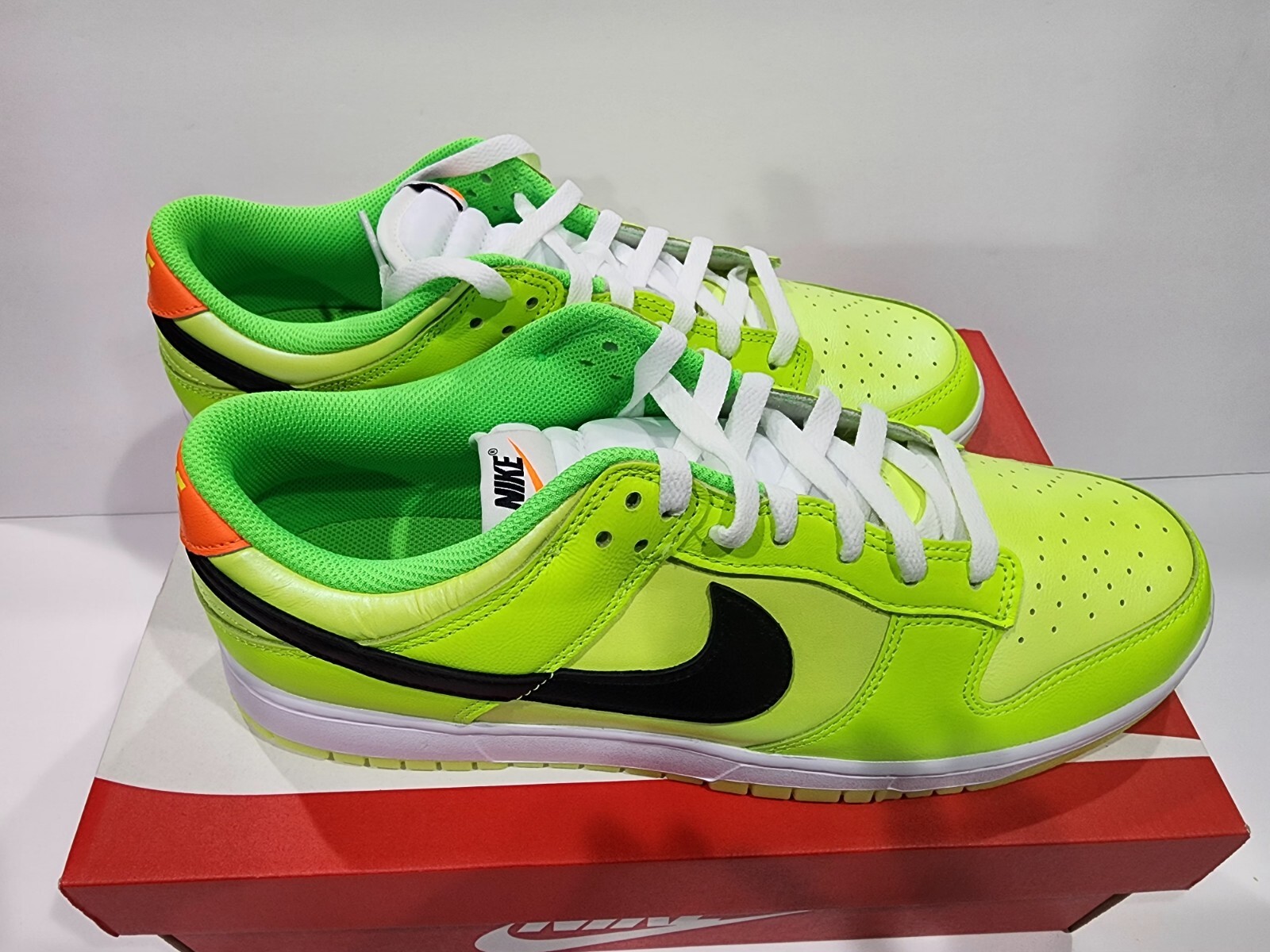 Nike Dunk Low SE Size 12 Men's Splash Volt Glow in the Dark FJ4610-702 NIB