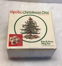 Set of 4 Spode Christmas Tree Tom And Jerry Mugs England  FLAWed