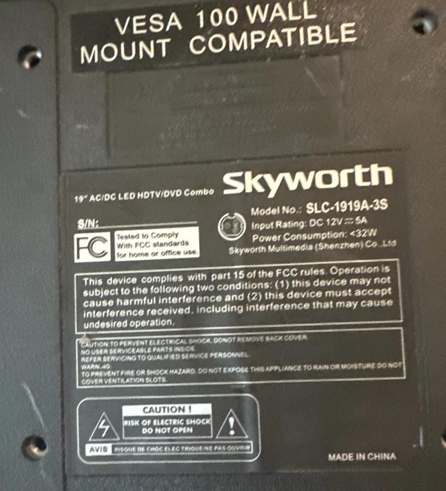 Skyworth SLC1921A 19" LED TV DVD Combo with AC/DC Power UNTESTED/ PARTS/REPAIR - Image 2 of 4