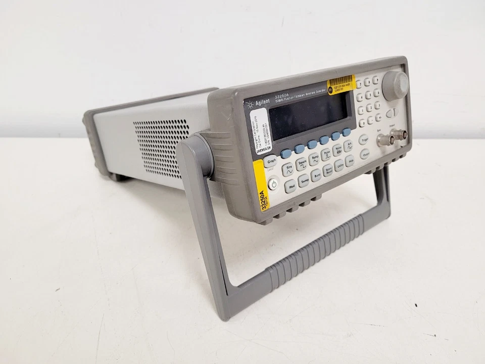 Agilent 33250A Funktions-/Arbiträrwellenformgenerator - Bild 2 von 4
