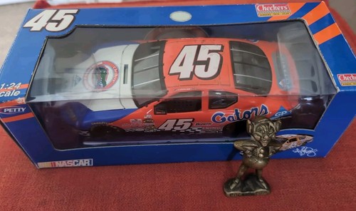 #45 Kyle Petty Dodge Florida Gators Checkers Stock Car Maßstab 1:24