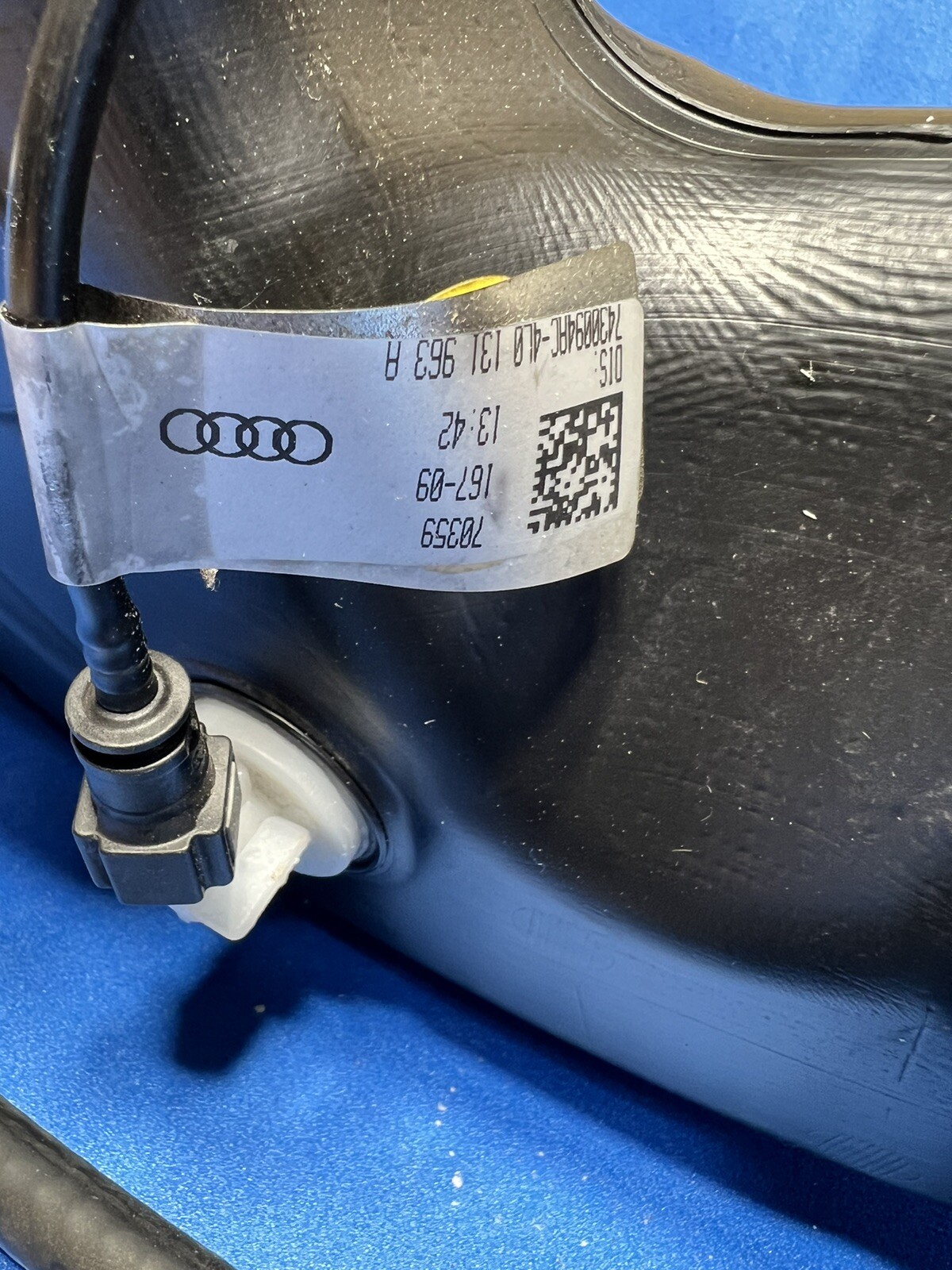 20082009 AUDI Q7 3.0L Diesel Exhaust Fluid TANK / DEF Reservoir