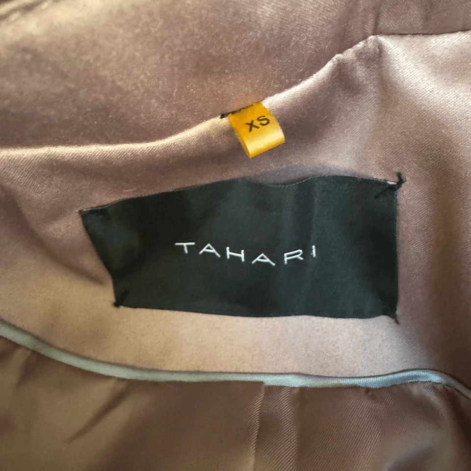 Gabardina satinada rosa Tahari talla XS Foto 4 de 4