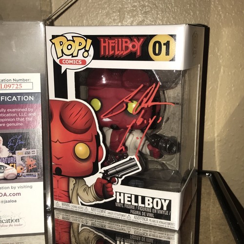 Signiert ** Hellboy ** Funko POP! #01 Ron Perlman JSA COA Auth'd AL09725