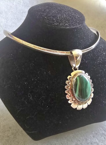 Vintage A. Platero Zuni Sterling Silver Malachite Pendant w 16" Adjust Necklace - Picture 2 of 11
