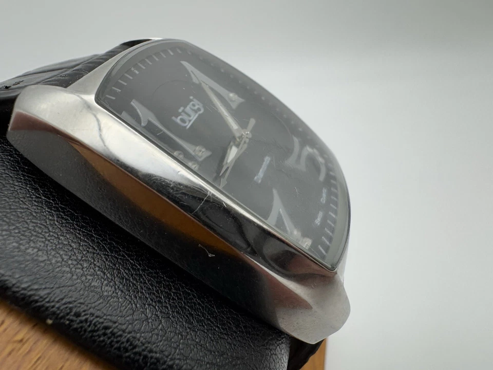 Relógio suíço Burgi diamante mostrador preto caixa prata pulseira de couro - Imagem 3 de 4