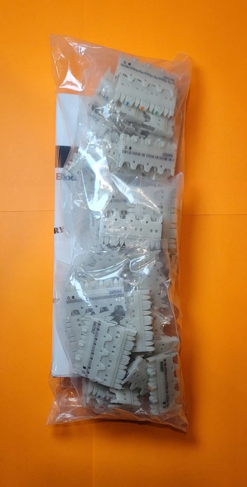 SIEMON S210AB2-192FT S210 192-PAIR FIELD TERMINATION BLOCK KIT - Image 3 of 3