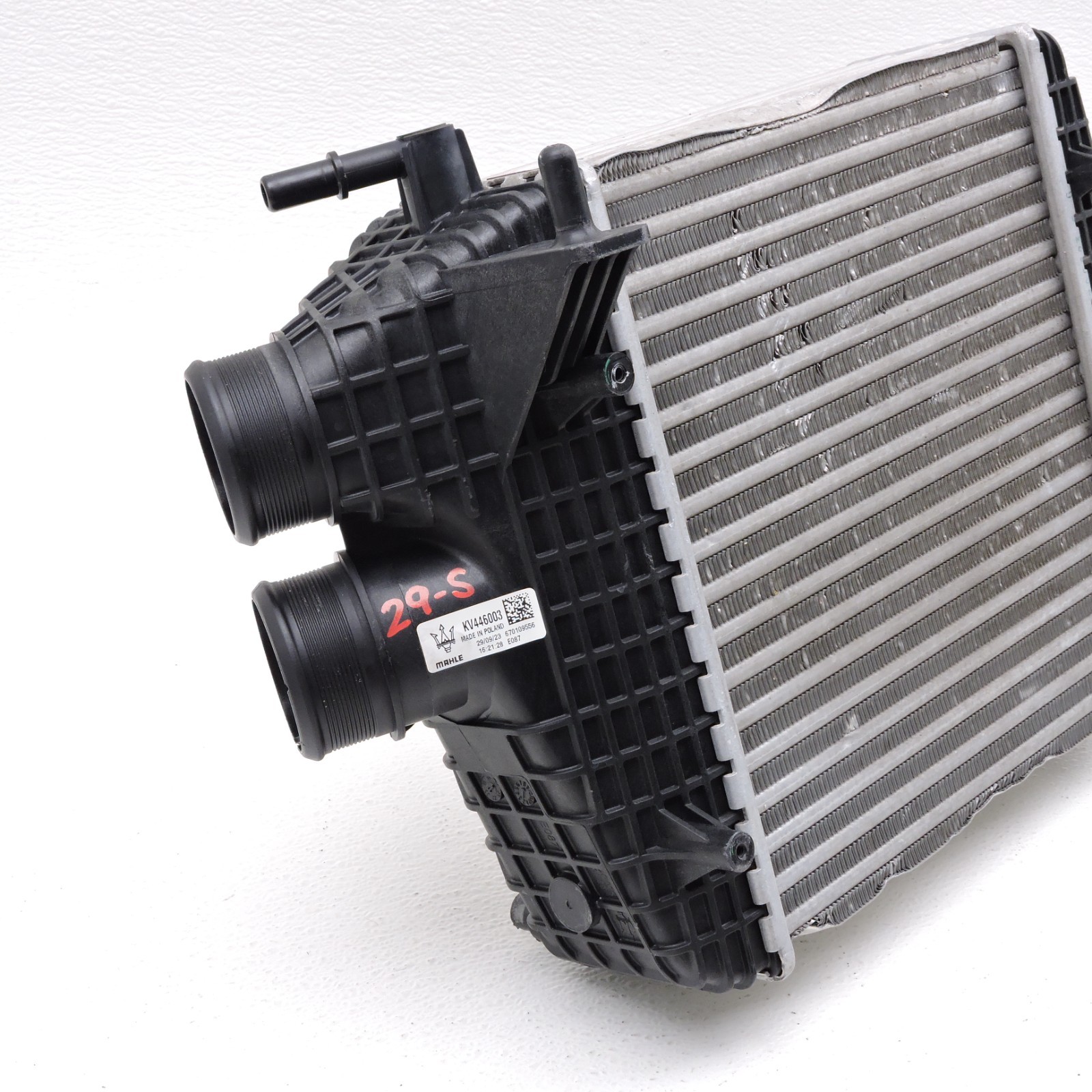 2019-2020 Maserati Levante M161 3.8L Turbo Right Intercooler Factory Oem - 29-S