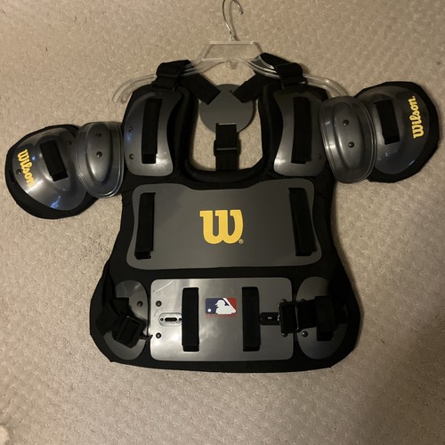 Wilson West Vest Base Ball Senior Umpire Chest Protector L/XL WTA3217CHA13