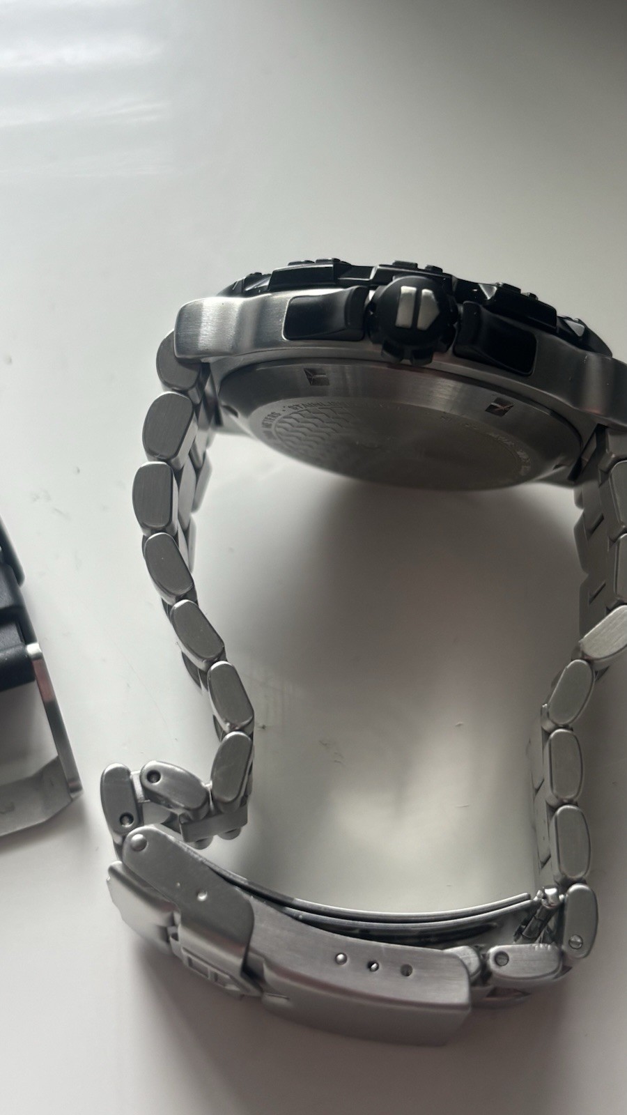 Tag Heuer Formula 1 WAH1111 White Dial Swiss Quartz Watch Full Size image 4