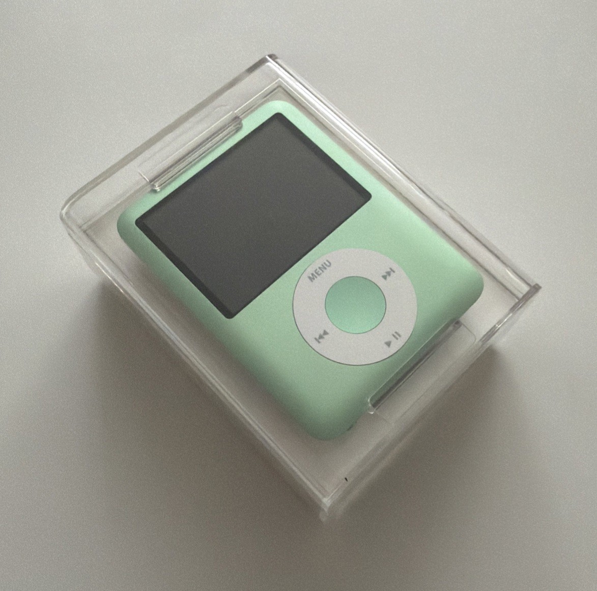 New Sealed Old Stock Apple iPod Nano 3rd Generation - Rare Collectors Piece 2007
