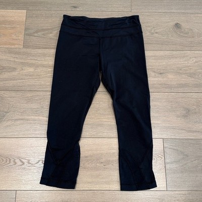 LULULEMON Black FLAWED Inspire Crop Mid Rise Mesh Active Gym Run Capri Size 6