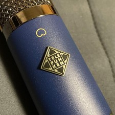 TELEFUNKEN TF11 condenser microphone
