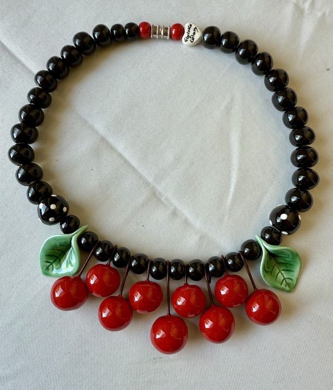 Vintage Signed Flying Colors Ceramic Cherry Bead Necklace Black UMC
