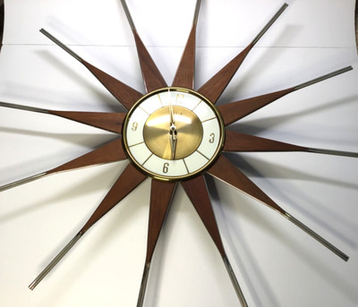 ELGIN WALNUT STARBURST WALL CLOCK 26