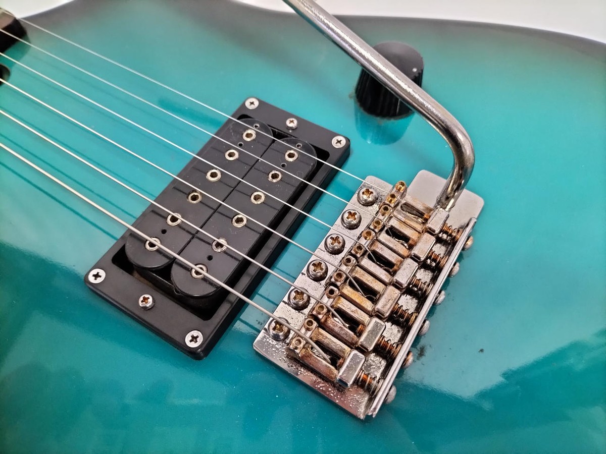 エレキギター　Aria ProⅡ RS INAZUMA-V おまけ付き エレキギター Aria ProⅡ RS INAZUMA-V おまけ付き 【公式通販】