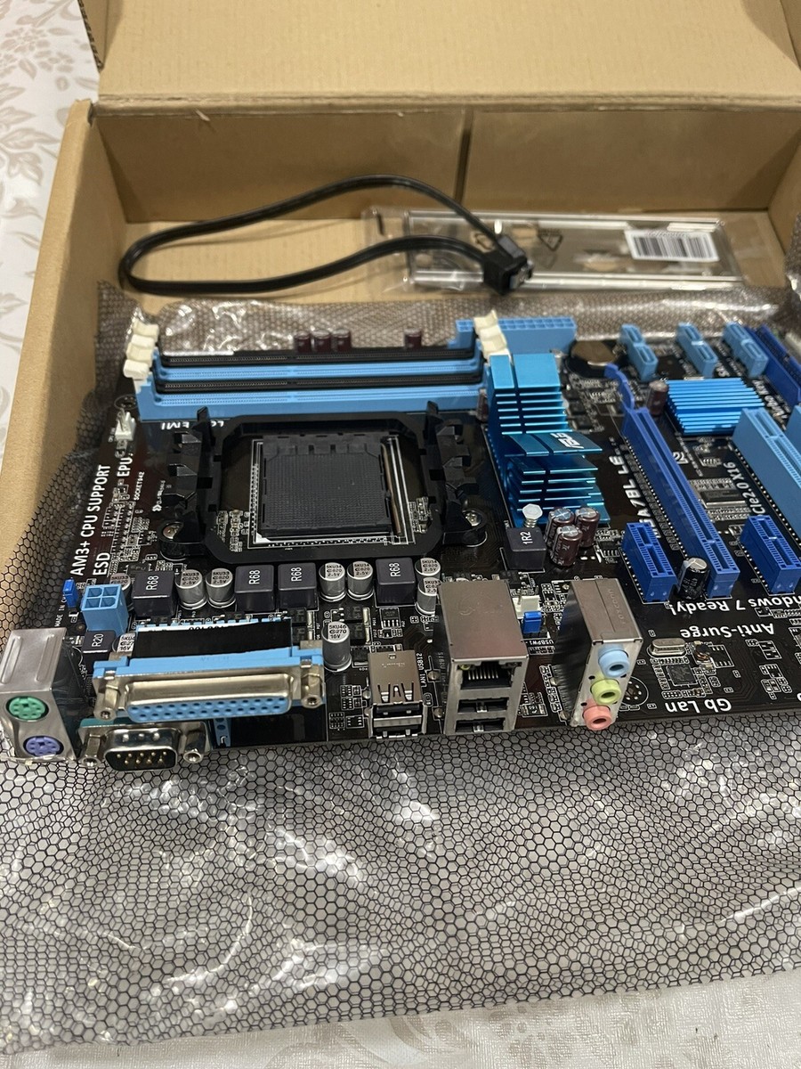Carte mère ASUS M5A78L LE AMD 760G Socket AM3/AM3+ 2xDDR3 16GB ATX
