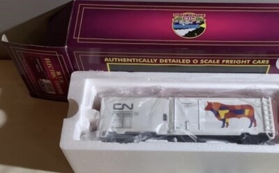 MTH PREMIER CANADIAN NATIONAL COW 40  STEEL SIDE REEFER CAR 20-94184! O SCALE