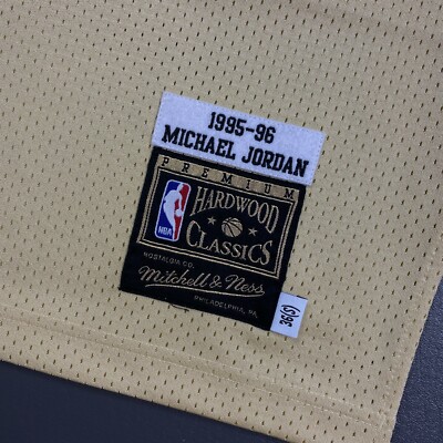 100% Authentic Michael Jordan Mitchell & Ness 95 96 Gold Bulls