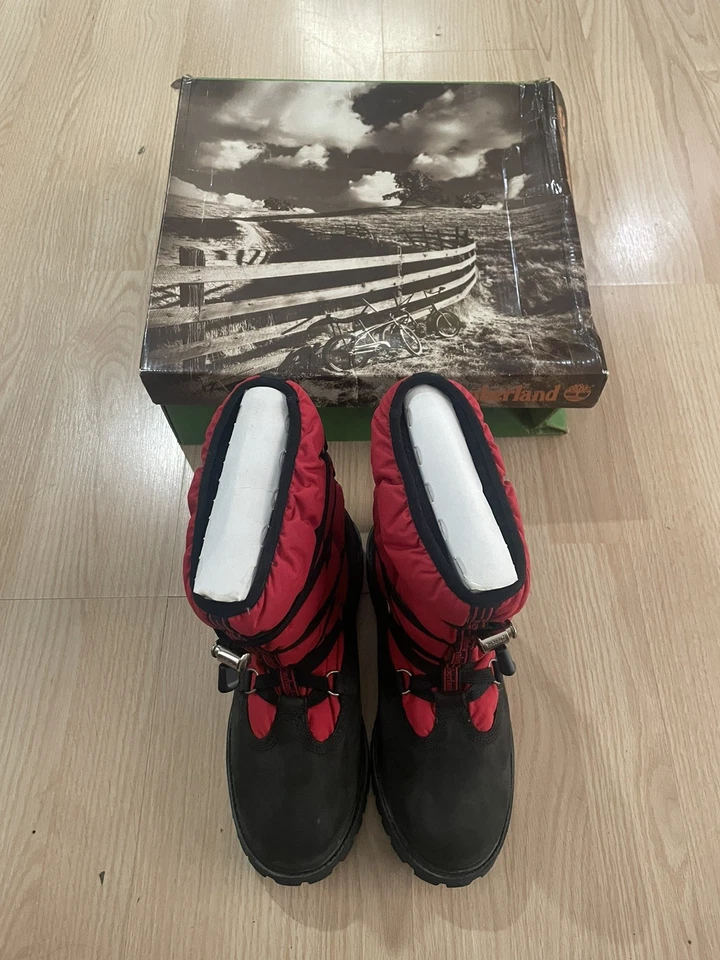 Timberland 6 pulgadas Acolchado 72912 Negro/Rojo Nuevo En Caja 650 Botines 6 Juveniles Y2K Foto 2 de 4