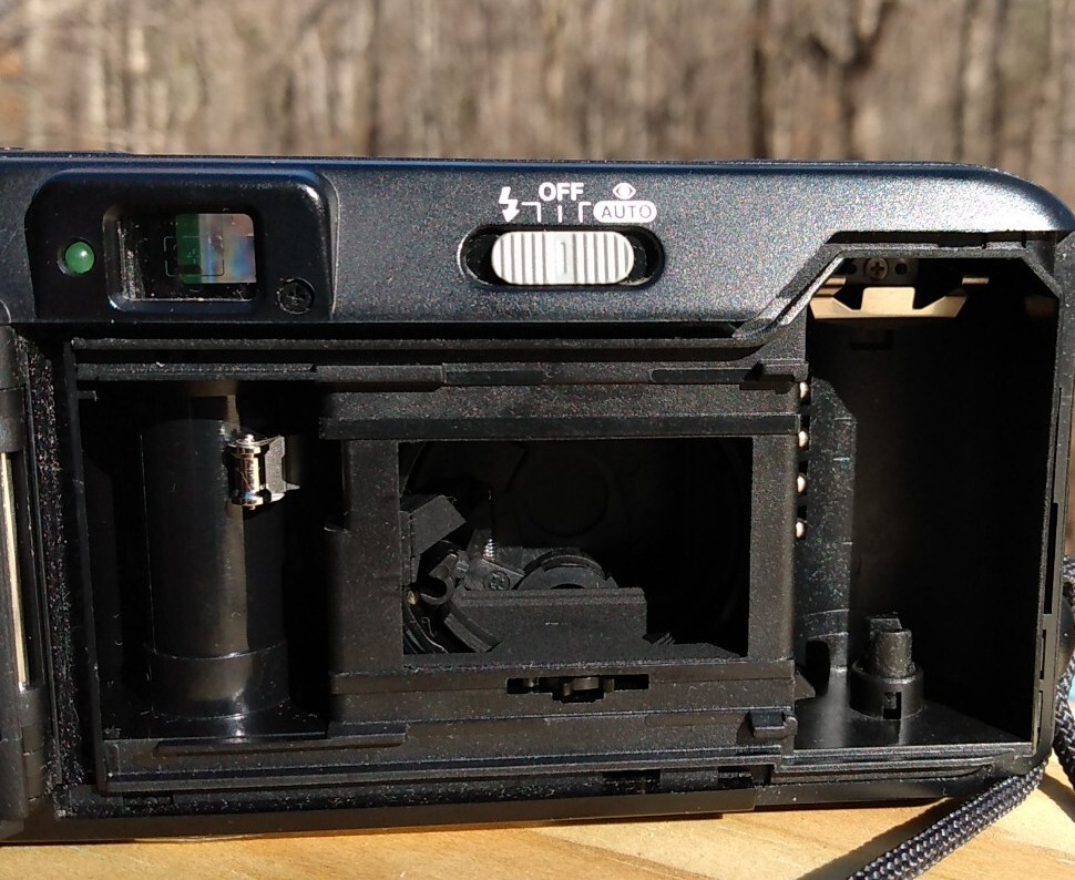 Canon Sure Shot TELEmax 35mm AF Point & Shoot Film Camera 38/70mm