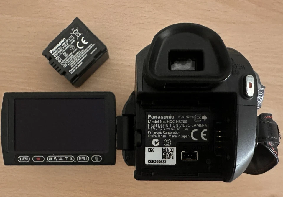 Panasonic HDC-HS700, Full HD, 240 GB (HDD) + SD-Card Slot, Schwarz, OVP wie NEU - Bild 4 von 4