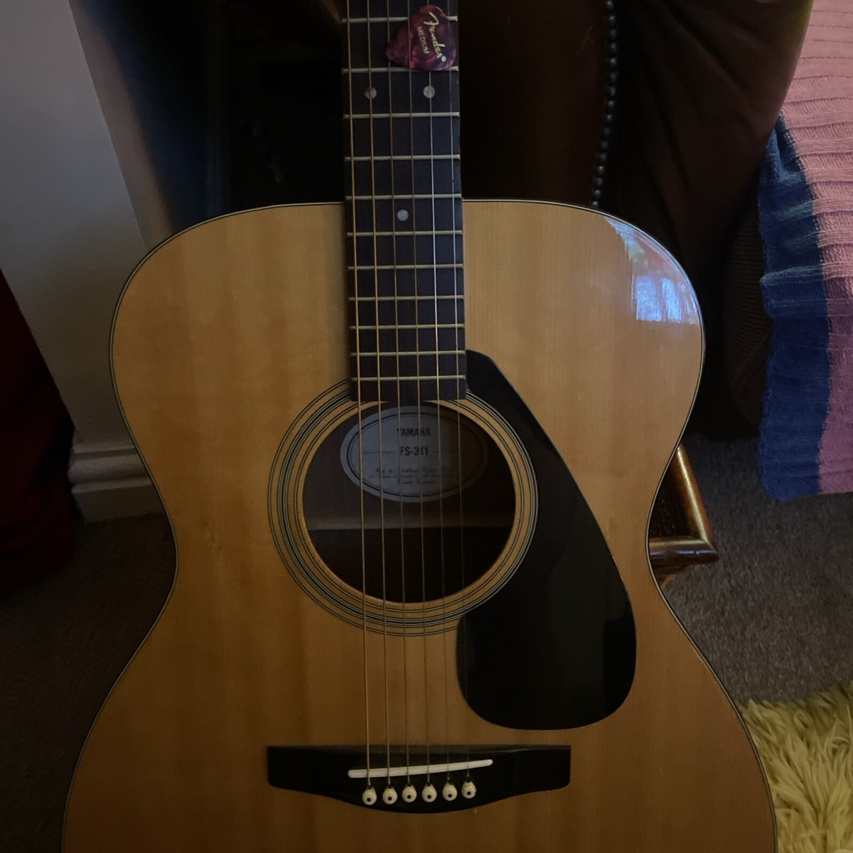 Yamaha FS-311, OOO size acoustic guitar, with hiscox classical