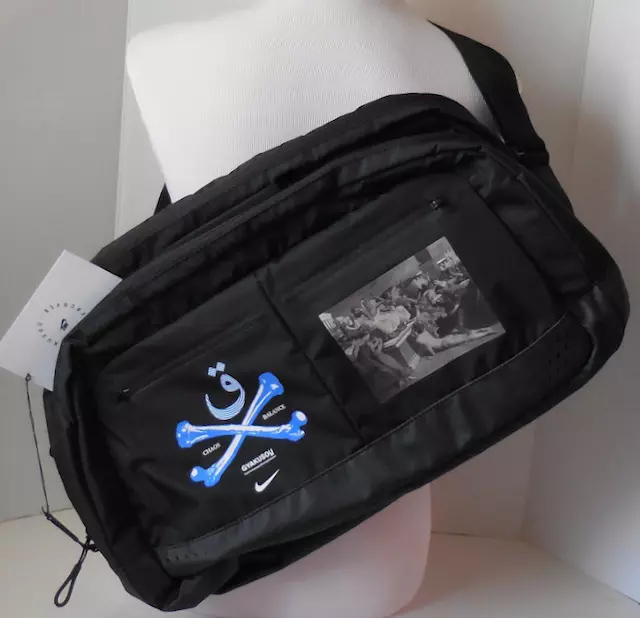 Nike Undercover Gyakusou Shoulder/Duffle Carry Bag Lightweight Black/Blue/White Nike Undercover Gyakusou Shoulder/Duffle Carry Bag Lightweight Black/Blue/White